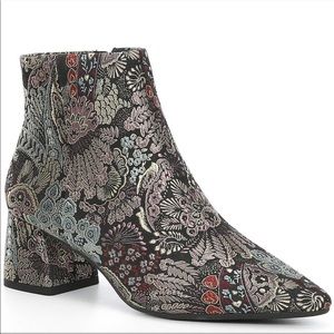 NWOT Alex Marie Floral Block Heel Bootie